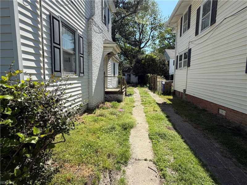 Photo 15 of 17 residential for sale in Suffolk virginia Photo 15 of 17 residential for sale in Suffolk virginia