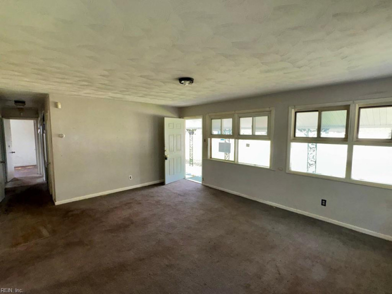 Photo 3 of 12 residential for sale in Portsmouth virginia Photo 3 of 12 residential for sale in Portsmouth virginia