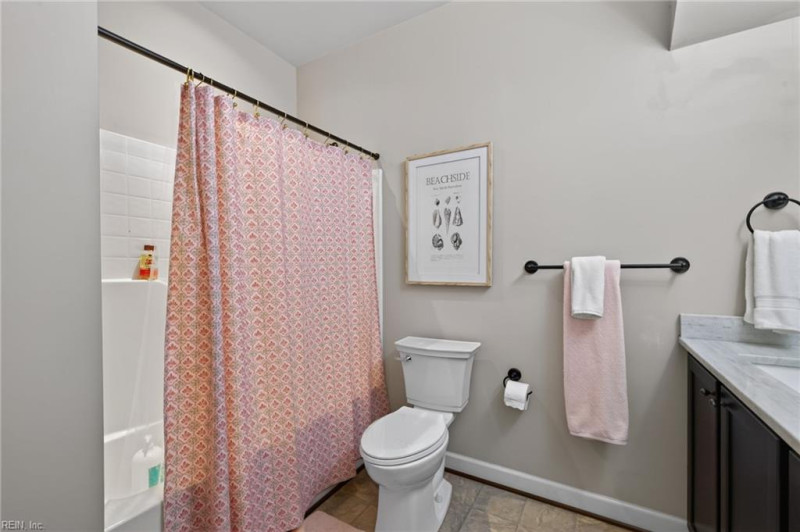 Photo 20 of 32 residential for sale in Chesapeake virginia Photo 20 of 32 residential for sale in Chesapeake virginia