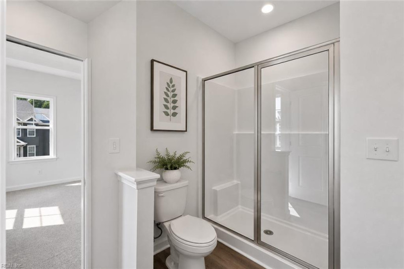 Photo 13 of 18 residential for sale in Chesapeake virginia Photo 13 of 18 residential for sale in Chesapeake virginia