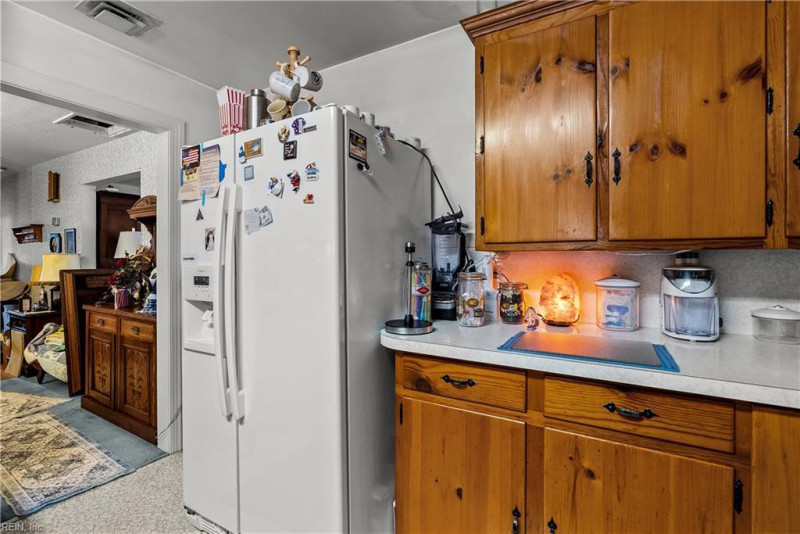 Photo 17 of 37 residential for sale in Virginia Beach virginia