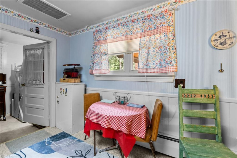 Photo 21 of 37 residential for sale in Virginia Beach virginia