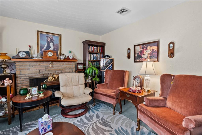 Photo 6 of 37 residential for sale in Virginia Beach virginia