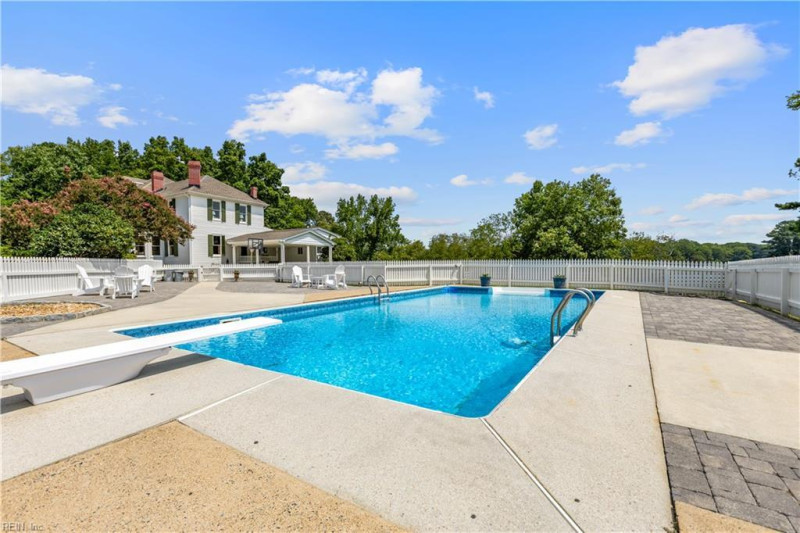 Photo 47 of 50 residential for sale in Suffolk virginia Photo 47 of 50 residential for sale in Suffolk virginia