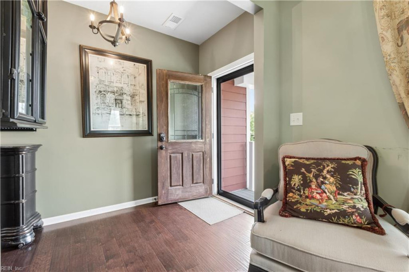 Photo 4 of 50 residential for sale in Chesapeake virginia Photo 4 of 50 residential for sale in Chesapeake virginia