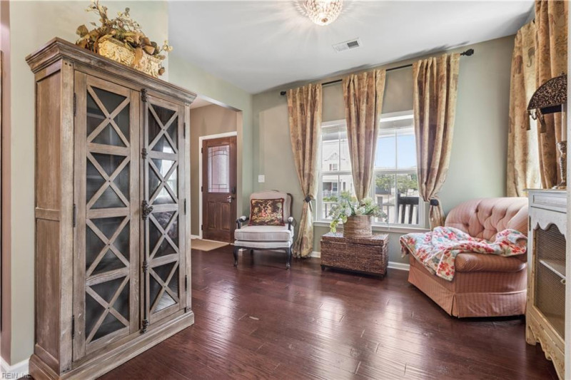 Photo 7 of 50 residential for sale in Chesapeake virginia Photo 7 of 50 residential for sale in Chesapeake virginia