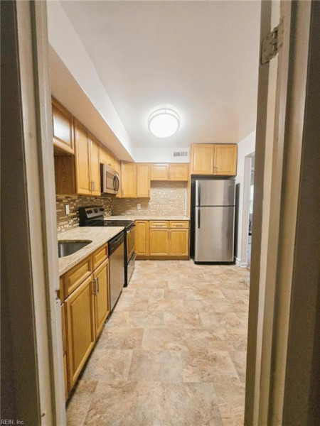 Photo 13 of 23 residential for sale in Virginia Beach virginia