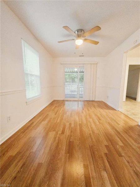 Photo 5 of 23 residential for sale in Virginia Beach virginia