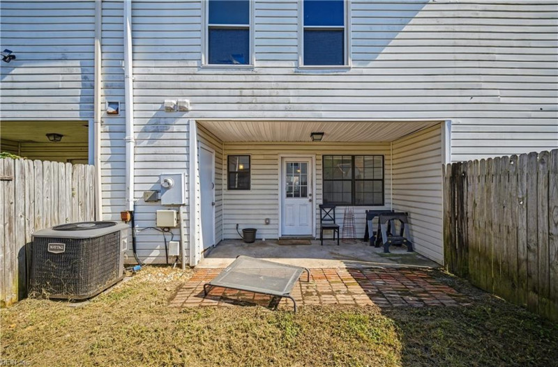 Photo 27 of 28 residential for sale in Chesapeake virginia