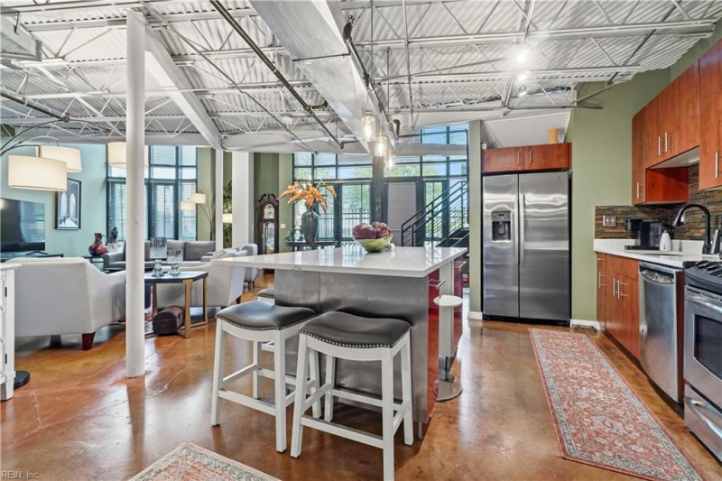 Photo 11 of 38 residential for sale in Norfolk virginia