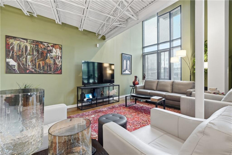 Photo 5 of 38 residential for sale in Norfolk virginia