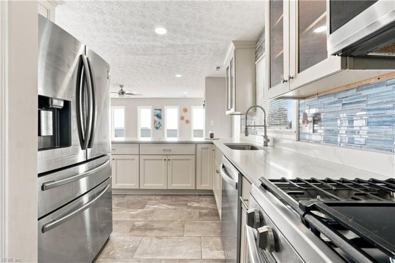 Photo 26 of 50 residential for sale in Hampton virginia