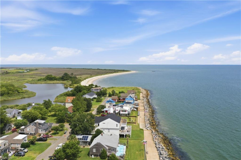 Photo 49 of 50 residential for sale in Hampton virginia