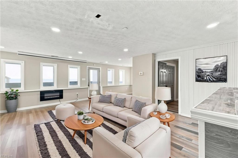 Photo 6 of 50 residential for sale in Hampton virginia