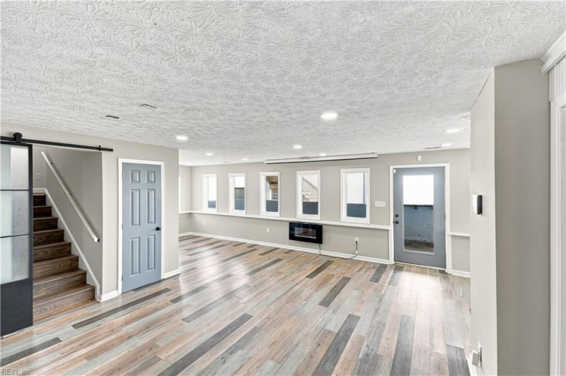 Photo 7 of 50 residential for sale in Hampton virginia