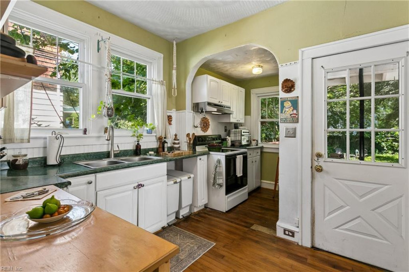 Photo 14 of 34 residential for sale in Hampton virginia Photo 14 of 34 residential for sale in Hampton virginia