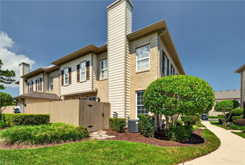 Photo 28 of 31 residential for sale in Virginia Beach virginia