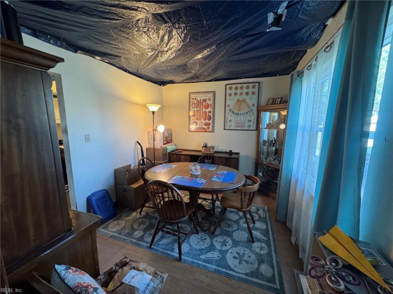 Photo 10 of 36 residential for sale in Virginia Beach virginia