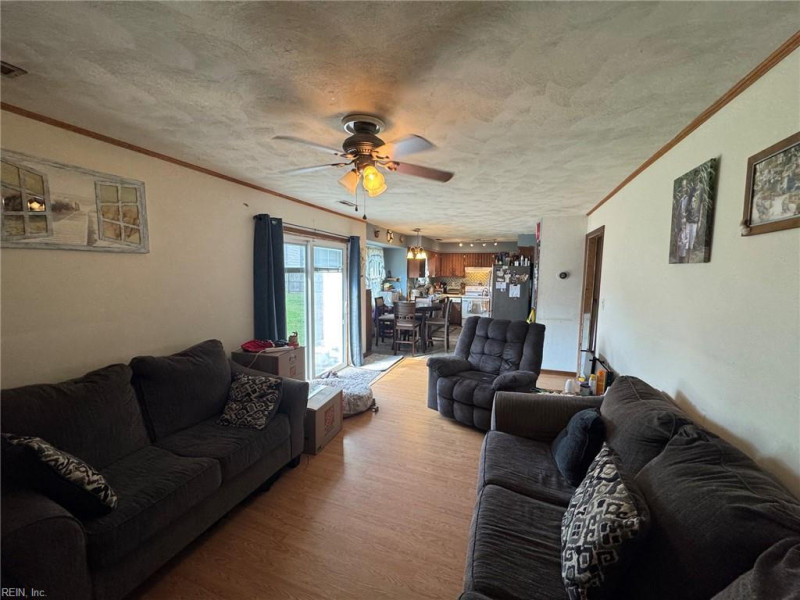 Photo 13 of 36 residential for sale in Virginia Beach virginia