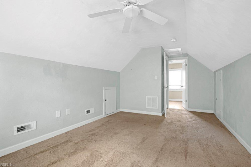 Photo 8 of 26 residential for sale in Chesapeake virginia
