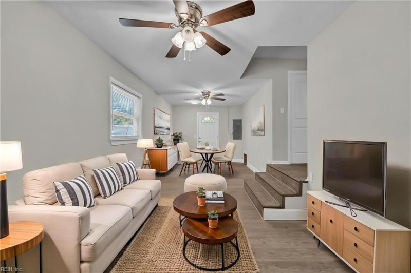 Photo 11 of 49 residential for sale in Norfolk virginia