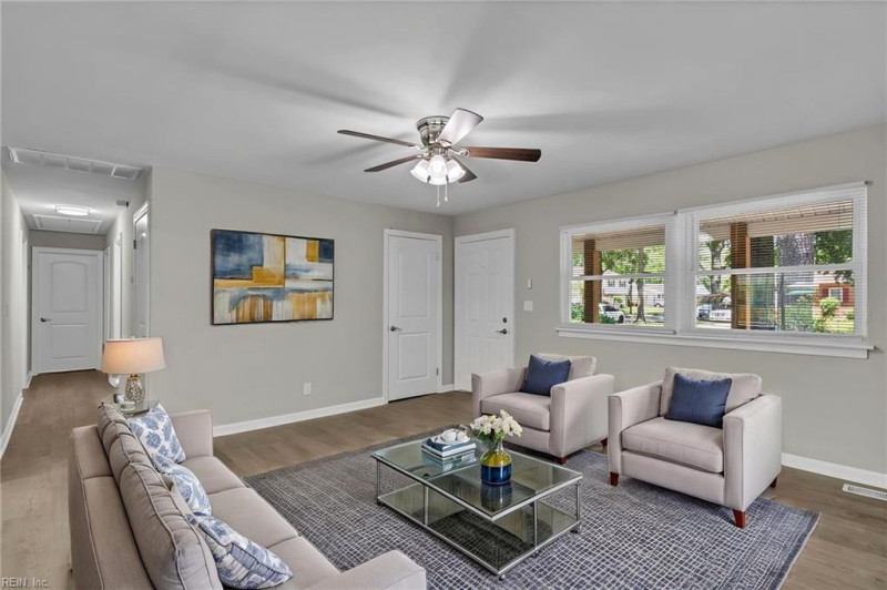 Photo 12 of 49 residential for sale in Norfolk virginia