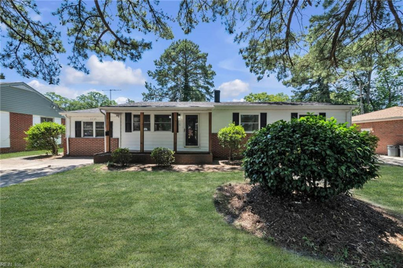 Photo 3 of 49 residential for sale in Norfolk virginia