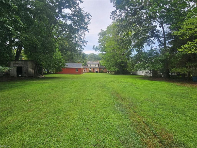 Photo 11 of 15 residential for sale in Newport News virginia