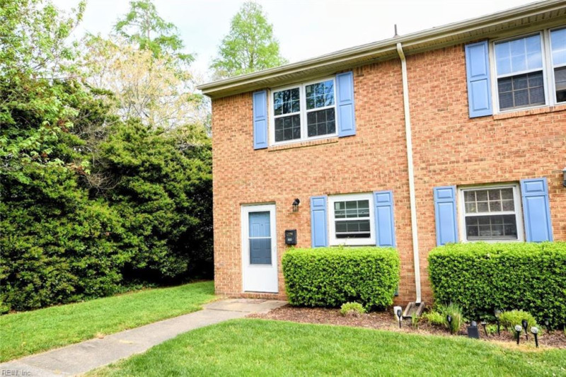 Photo 3 of 37 residential for sale in Virginia Beach virginia Photo 3 of 37 residential for sale in Virginia Beach virginia