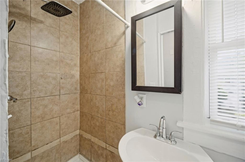 Photo 20 of 25 residential for sale in Norfolk virginia