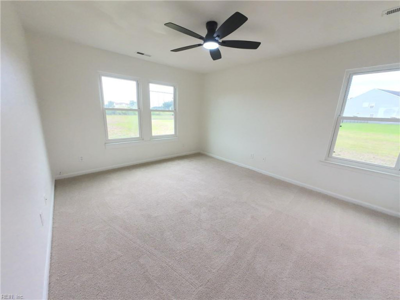 Photo 16 of 34 residential for sale in Moyock virginia