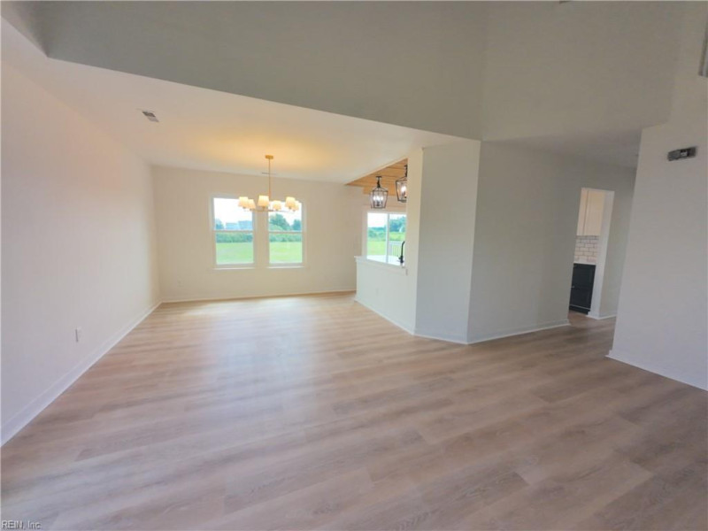 Photo 5 of 34 residential for sale in Moyock virginia
