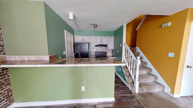 Photo 10 of 47 residential for sale in Newport News virginia Photo 10 of 47 residential for sale in Newport News virginia