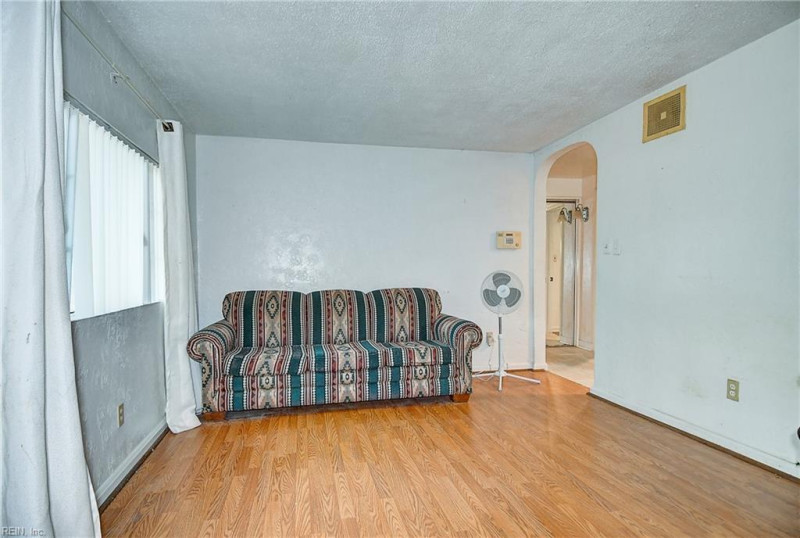 Photo 13 of 34 residential for sale in Norfolk virginia Photo 13 of 34 residential for sale in Norfolk virginia
