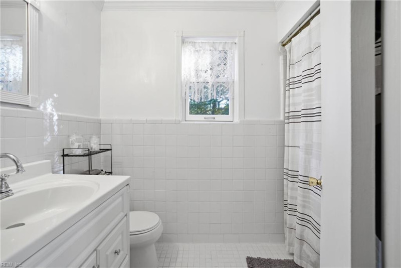 Photo 19 of 39 residential for sale in Norfolk virginia Photo 19 of 39 residential for sale in Norfolk virginia