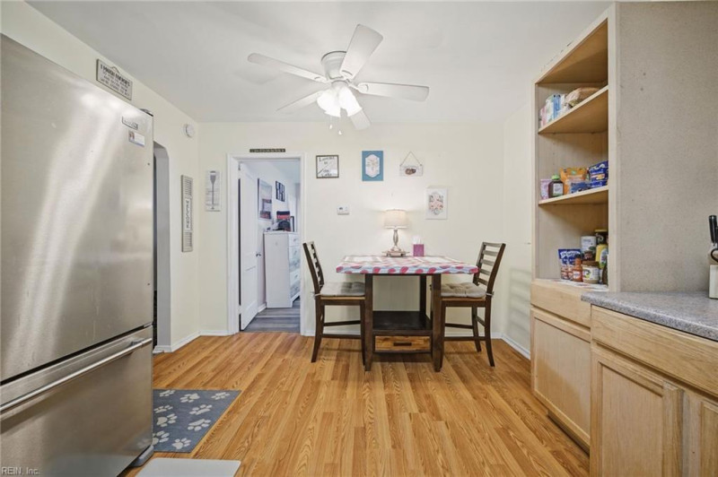 Photo 16 of 45 residential for sale in Portsmouth virginia
