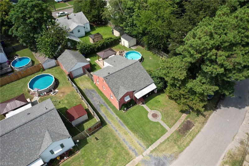 Photo 38 of 45 residential for sale in Portsmouth virginia
