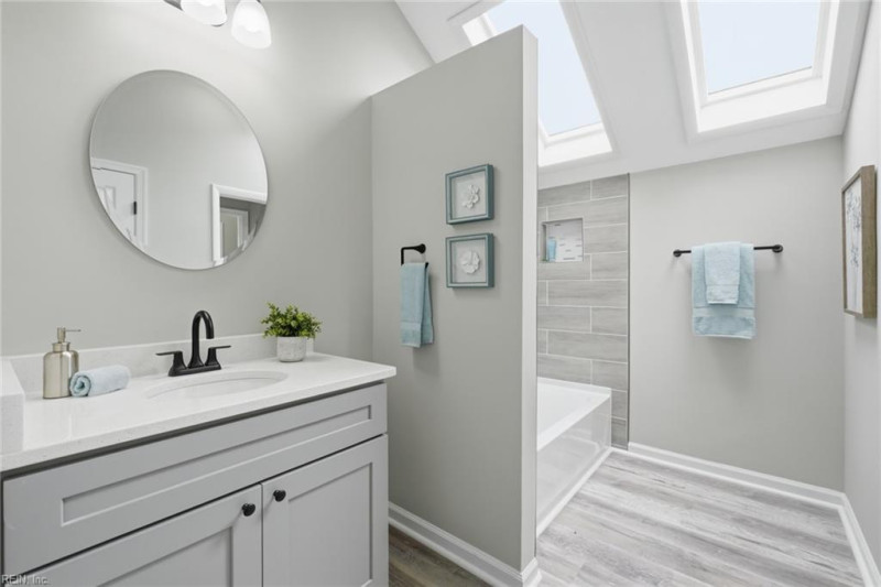 Photo 19 of 34 residential for sale in Hampton virginia