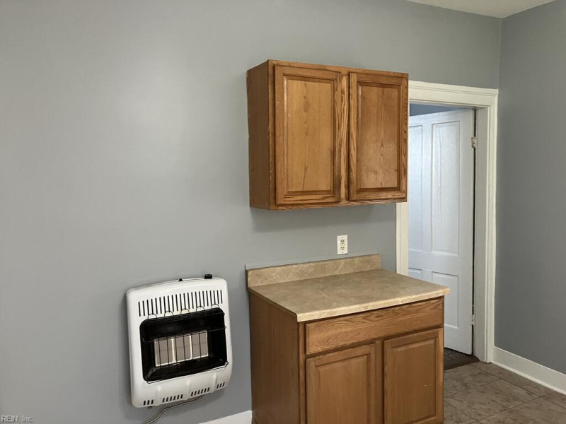 Photo 3 of 14 residential for sale in Accomack County virginia