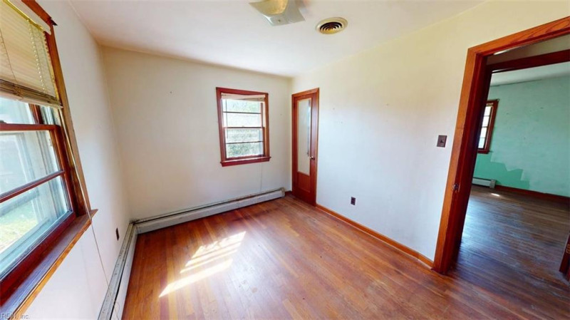 Photo 36 of 50 residential for sale in Norfolk virginia