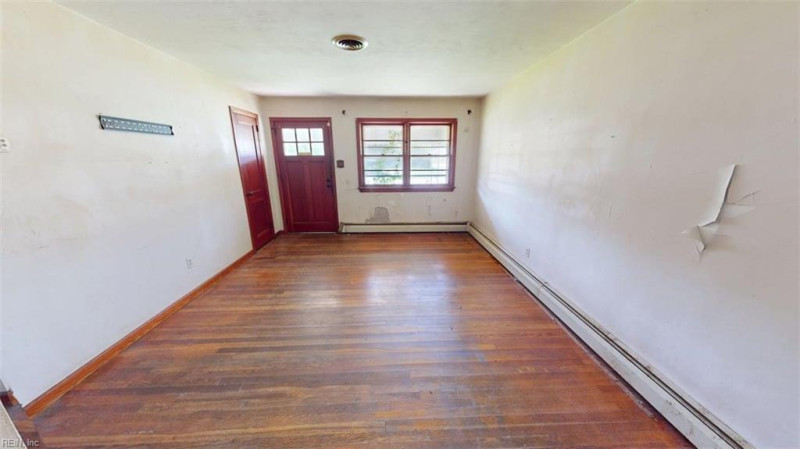 Photo 7 of 50 residential for sale in Norfolk virginia
