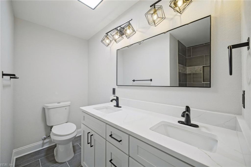 Photo 33 of 50 residential for sale in Chesapeake virginia Photo 33 of 50 residential for sale in Chesapeake virginia