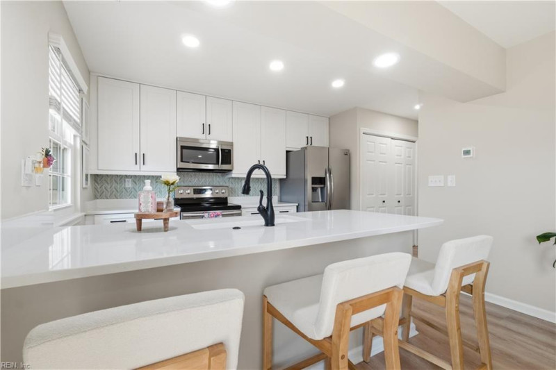 Photo 12 of 30 residential for sale in Virginia Beach virginia