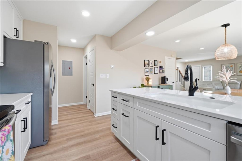 Photo 15 of 30 residential for sale in Virginia Beach virginia