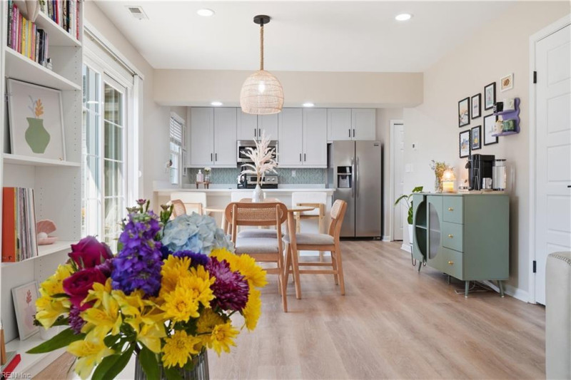 Photo 8 of 30 residential for sale in Virginia Beach virginia