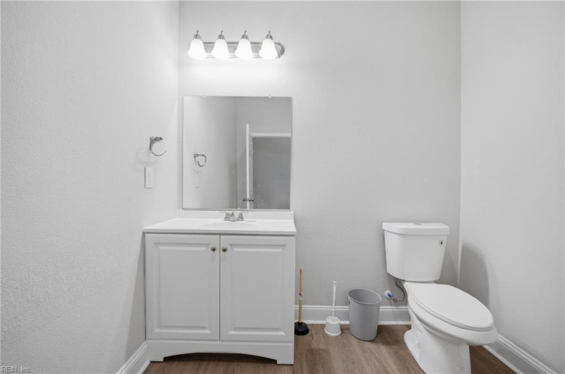 Photo 13 of 40 residential for sale in Suffolk virginia
