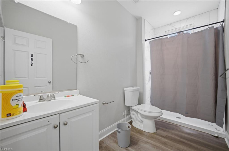 Photo 24 of 40 residential for sale in Suffolk virginia