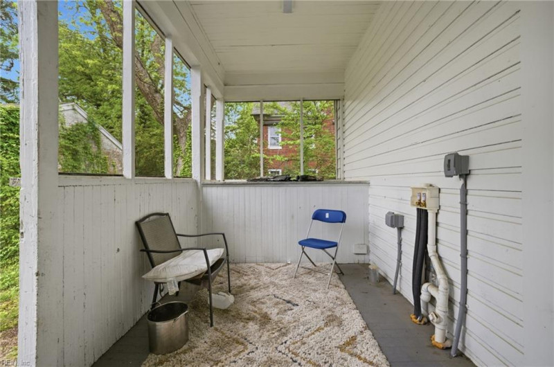 Photo 36 of 40 residential for sale in Suffolk virginia