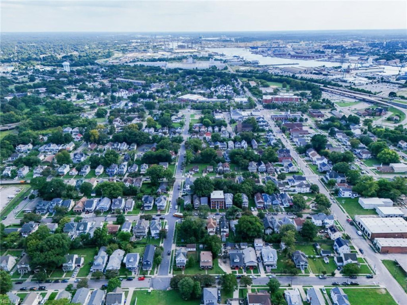 Photo 34 of 45 residential for sale in Norfolk virginia Photo 34 of 45 residential for sale in Norfolk virginia