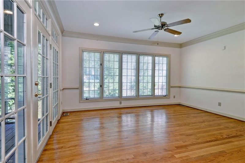 Photo 11 of 47 residential for sale in Williamsburg virginia